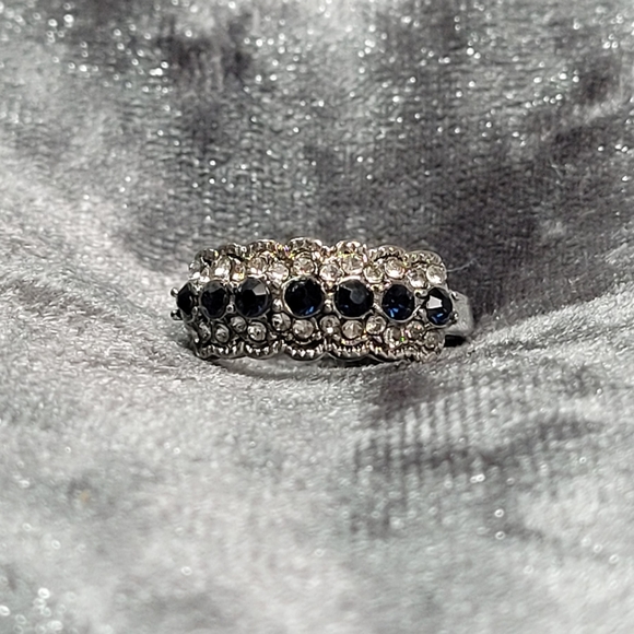 Blue Zircon Stone Engagement Ring - Picture 3 of 9